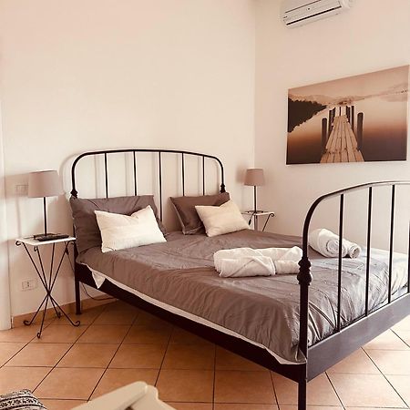 La Locanda Di Andrea Il Pescatore Bed and Breakfast Borgo Montenero Exterior foto